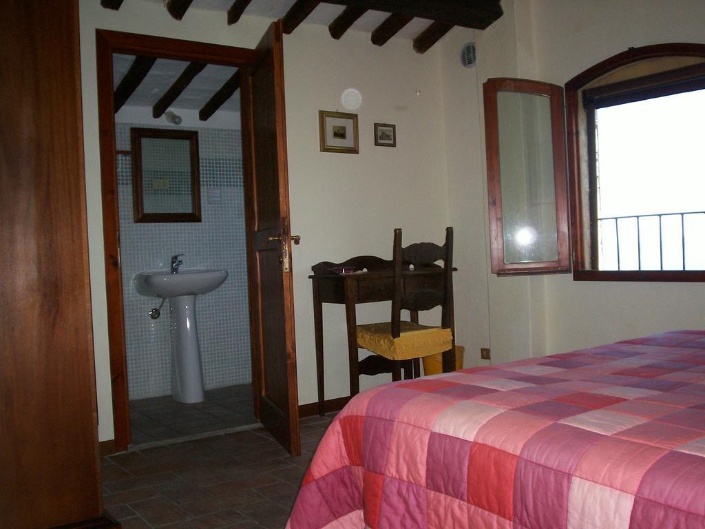 Podere Il Caggio Rooms San Gimignano Buitenkant foto